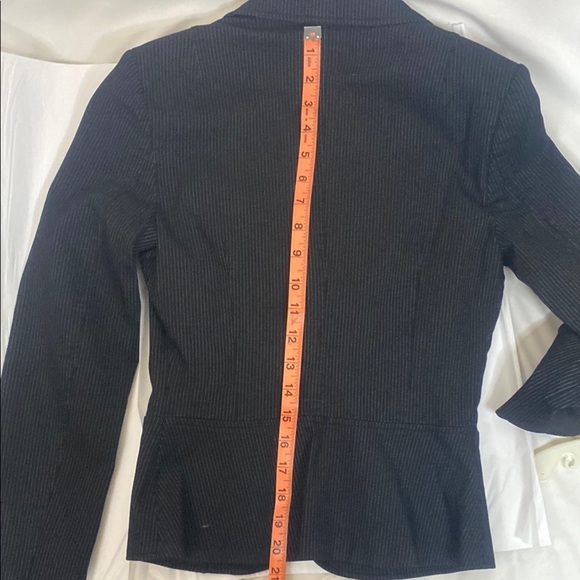 Sele Black Pinstripe Juniors Y2K Style Blazer Jacket, Size 5/6 - Picture 6 of 7